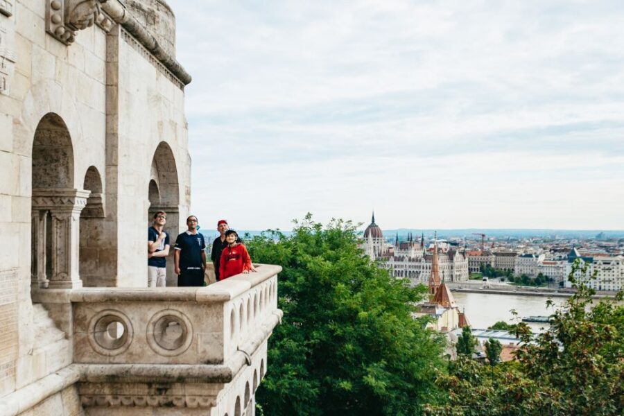 Budapest: Grand Sightseeing Bike Tour - Andrássy Avenue under the Opera and past House of Terror