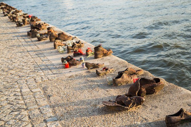Budapest Grand Walk - The Danube Memorials: Shoes and Soviet-Era Connections