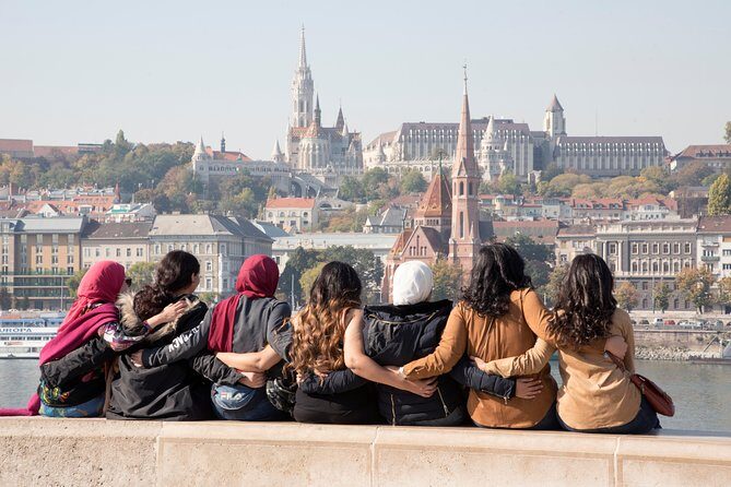 Budapest Guided City Tour and Danube Cruise Audio Guide - Ending at the Danube: getting from sightseeing mode to cruise mode