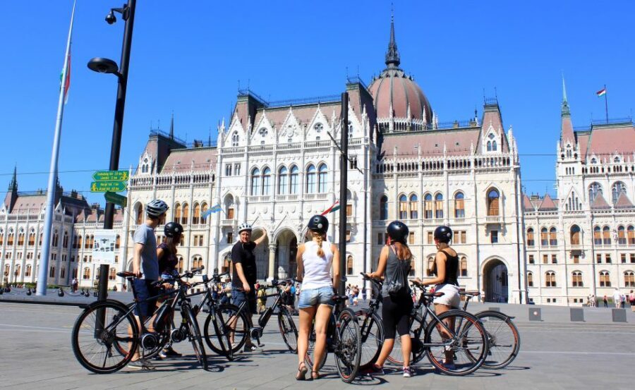 Budapest: Guided City Tour by E-Bike - Key highlights at a glance
