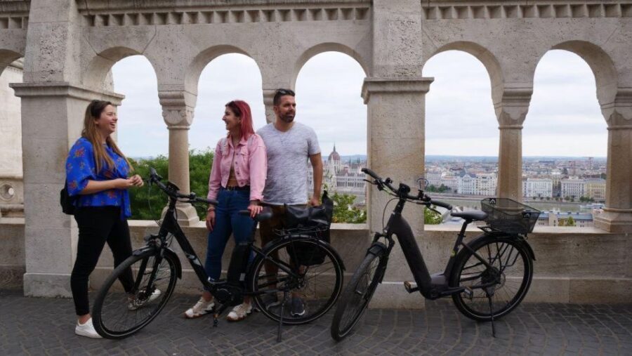 Budapest: Guided E-Bike Sightseeing Tour - Why an e-bike tour fits Budapest so well