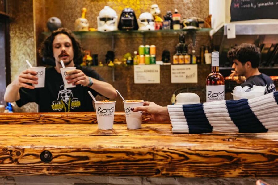 Budapest: Guided Foodie Walking Tour with Food and Drinks - How long is 2.5 hours, and what that means for your schedule