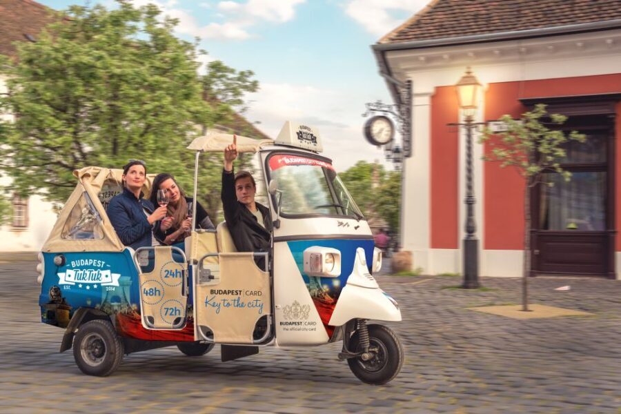 Budapest: Half-Day Exclusive Highlights Private Tour - Comfort, weather, and staying relaxed in a small vehicle