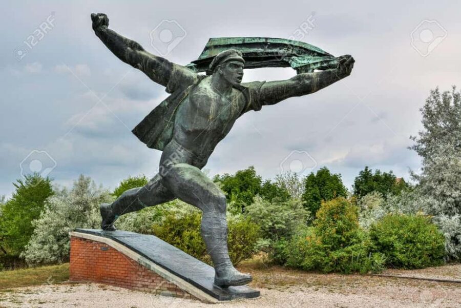Budapest Half-Day Tour: Life Behind the Iron Curtain - Price and what you really get for $511 (up to 6 people)