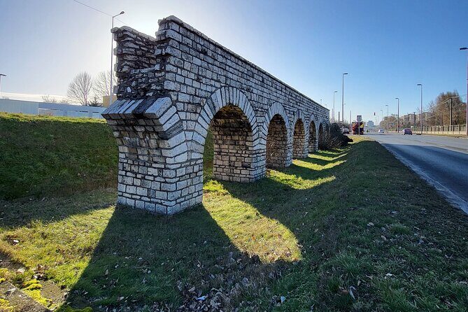 Budapest Hidden Gems - Roman Aquincum Private Tour - Roman Aquincum in Budapest: why this part of town feels like a time machine