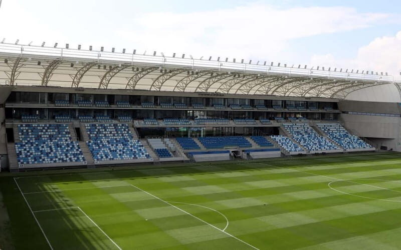 Budapest: Hidegkuti Stadium Guided Tour - A note on guides and group experience