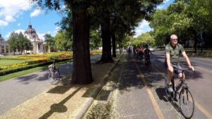 Budapest Highlights Bike Tour with a local guide - Meeting at Rumbach Sebestyén u. 10 and settling into the ride