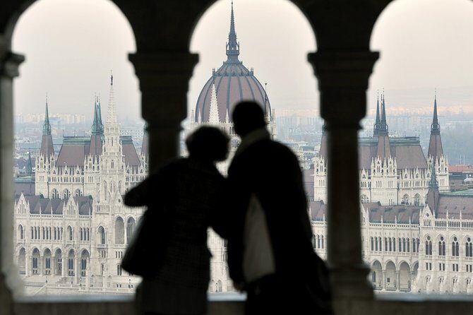 Budapest Highlights Self guided scavenger hunt and Walking Tour - Why This Budapest Scavenger Hunt Beats a Standard Walking Tour