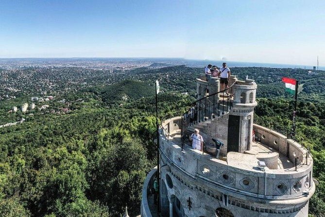 Budapest Hike - The Observation Tower: Your 360° View of Buda and Pest