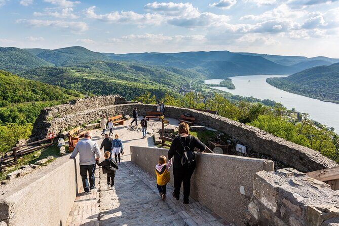 Budapest Hike to Visegrád Castle w or wo Sauna/Danube beach - SaunaHouse After the Climb: Heat Options That Actually Work