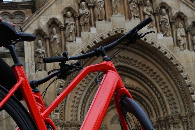 Budapest: Historic Downtown ride on E-Bicycles Buda & Pest - Andrassy Avenue to Heroes’ Square: Opera Views and Monumental Budapest