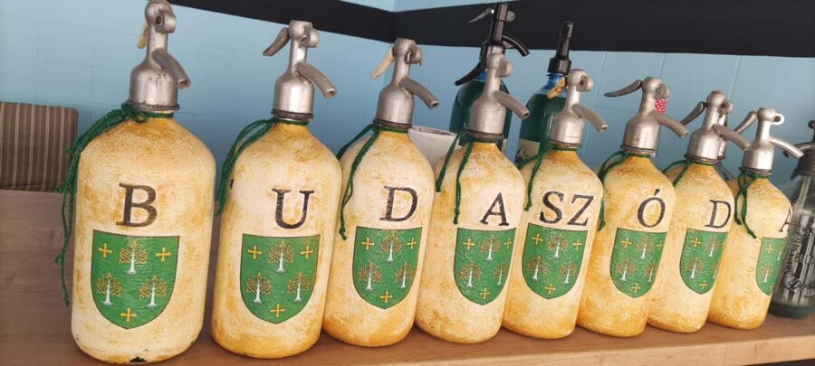 Budapest: Hungarian Cuisine in the Market Hall (german) - Who should book this Budapest market hall tasting?