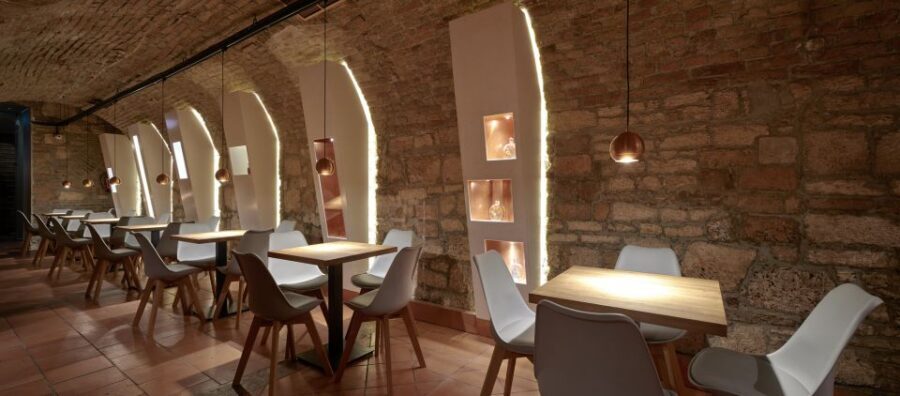 Budapest: Hungarian Wine & Food Tasting Experience - Gastro Cellar Setup: How the Food and Wine Fit Together
