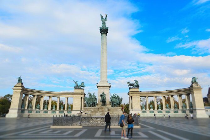 Budapest in a Day Private Luxury Sightseeing Tour - Why a private 8-hour route beats DIY in Budapest
