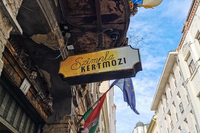 Budapest (Jewish Quarter) Scavenger Hunt and Self-Guided Tour - When This Works Best: Families, Friends, and Flexible Schedules
