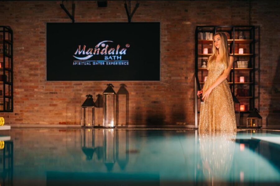 Budapest: Mandala Day Spa & Luxury Pool Experience - Mandala Day Spa in Budapest: the adult-only luxury pool setup