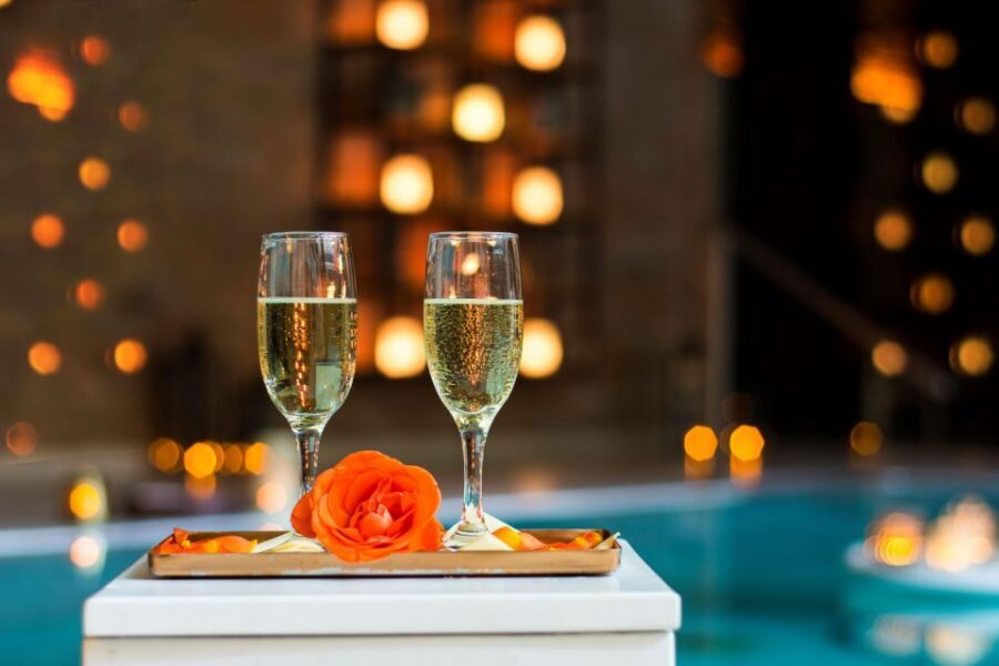 Budapest: Mandala Day Spa & Luxury Pool Experience - Which package fits you: Basic vs VIP vs Relaxing vs Peeling vs Delicate Pleasures