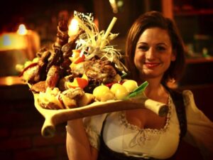 Budapest: Medieval Dinner Show with Drinks - Price and what you really get for $45