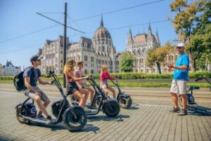 Budapest: MonsteRoller E-Scooter Tour - Margaret Island Stops: A scenic break you’ll be glad you got