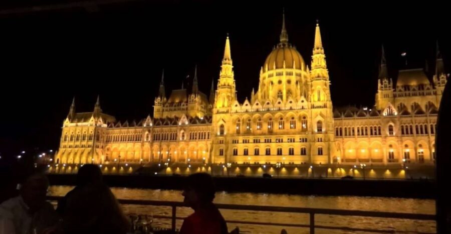 Budapest: Night Walking Tour with River Cruise and Wine - Starting at the Hungarian State Opera House, right where the night feels alive