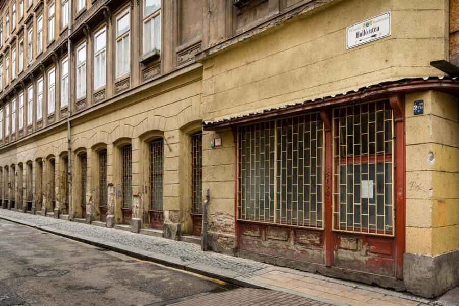 Budapest Old Jewish Quarter History Private Walking Tour - Key Things I’d Put On Your Radar