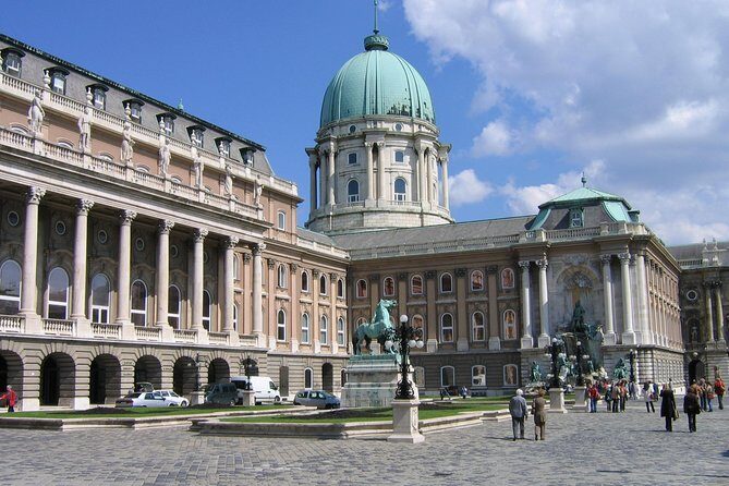 Budapest One Way Private Transfer to or from Airport - Comfort and Vehicle Details That Matter at 30 Minutes