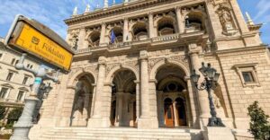 Budapest: Opera House Guided Tour - The 60-minute route and how the pacing feels