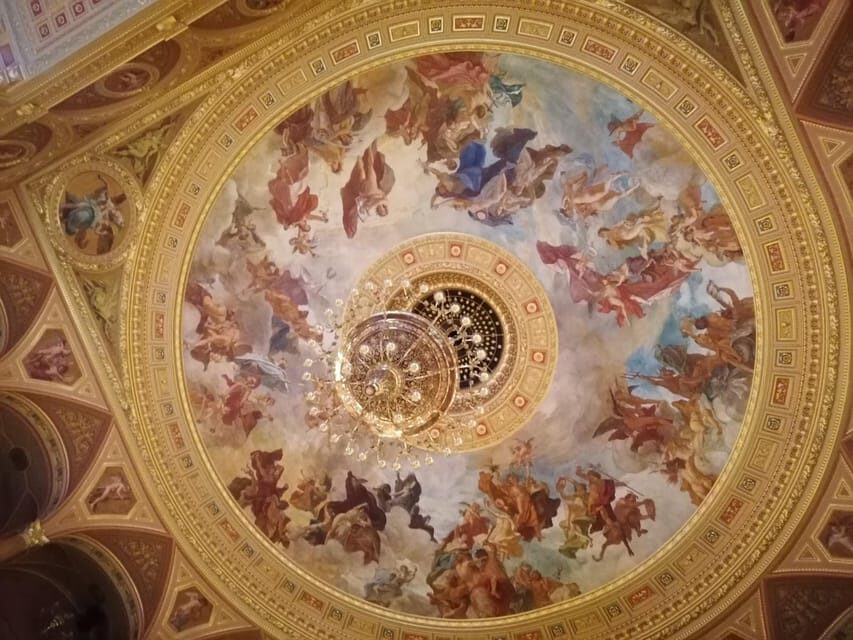 Budapest: Opera House Guided Tour - A brief concert at the end: your opera “taste test”