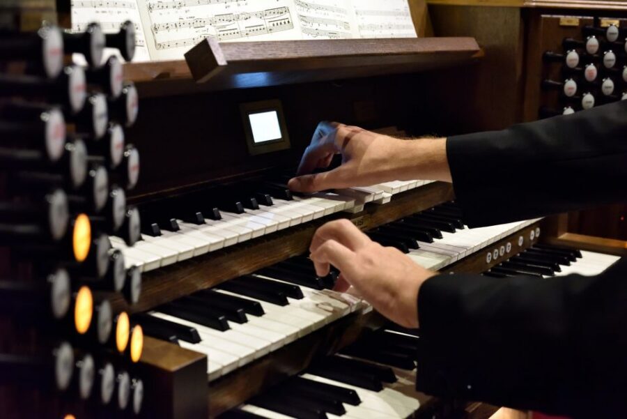 Budapest: Organ Concert in St. Stephen's Basilica - The performers: Kolos Kováts, Miklos Teleki, and Eleonóra Krusic