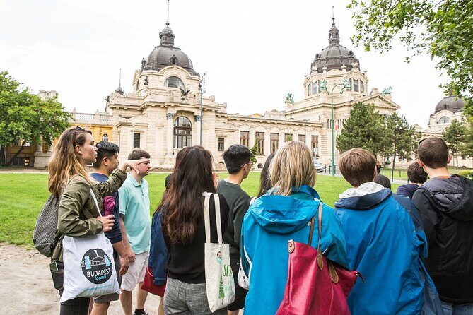 Budapest Overview Private tour - Heroes’ Square: Hungary’s Story in One Large Stop