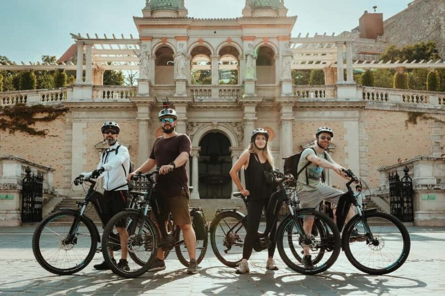 Budapest Peaks: Off-Road eBike Tour - Meeting at Várkert rakpart and Finding E-Magine