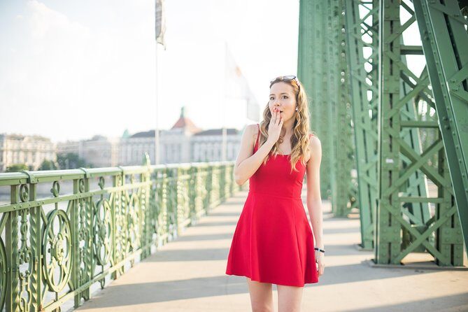 Budapest photoshoot&sightseeing - City Park (Varosliget) and Vajdahunyad Castle: changing scenery for better photo variety