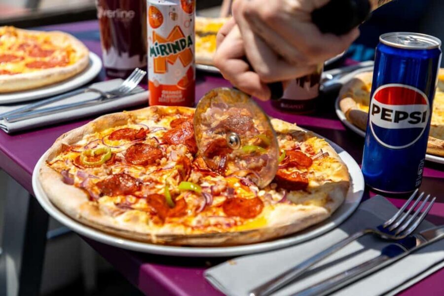 Budapest: Pizza Cruise - Value check: is it worth $40 for a 1-hour ride?