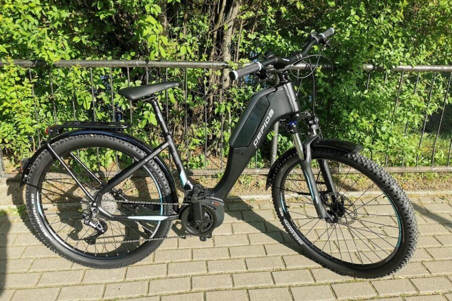Budapest: Premium E-Bike Rental - Bike check, safety rules, and the small constraints that matter