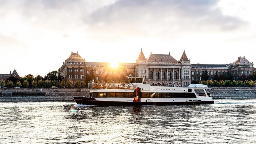 Budapest: Premium Sightseeing Cruise with Tokaj Frizzante - Where You Board at Elizabeth Bridge (Dock 10 on the Pest Side)