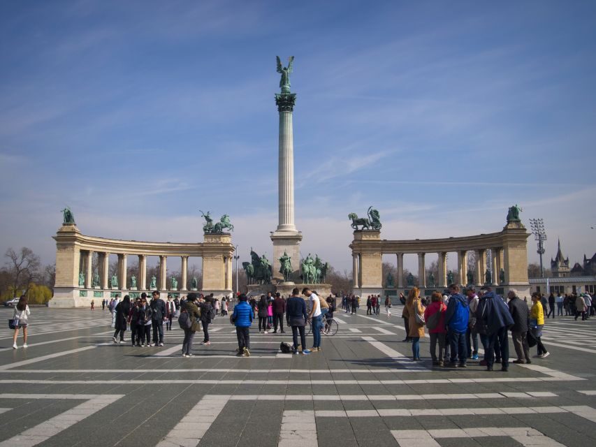 Budapest: Private 3-hour Guided City Tour by Bus - Key Highlights at a Glance