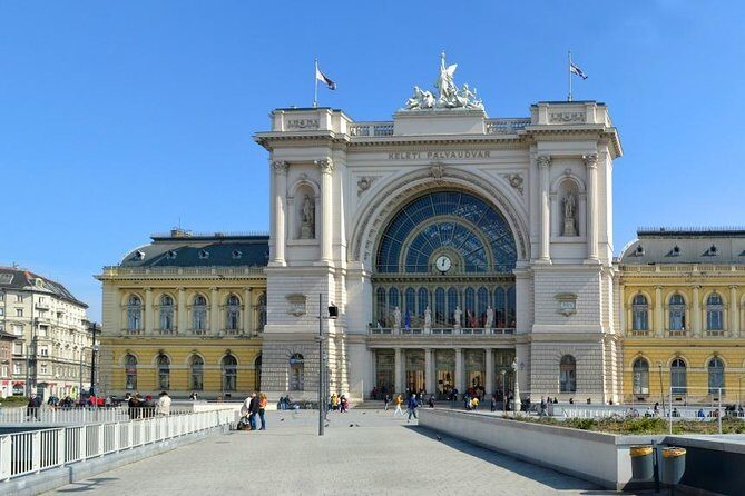 Budapest Private Arrival Transfer: Railway station to hotels - From Budapest Railway Station to Your Hotel: The Simple Idea That Works