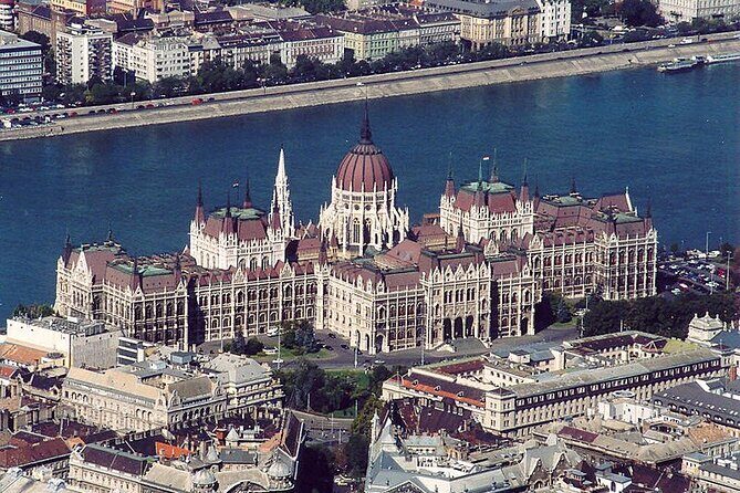 Budapest Private City Tour by car in 4 hours - Citadella for Big Views and Easy Photo Energy