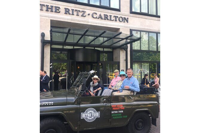 Budapest Private City Tour With a Vintage Russian Jeep - A vintage Russian jeep is the best way to start Budapest