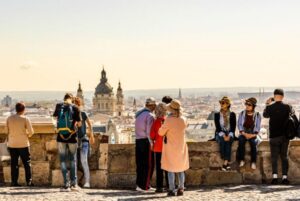 Budapest: Private Custom Tour with a Local – Icons & Gems - Meeting at Deák Ferenc Square (and why that helps you orient fast)