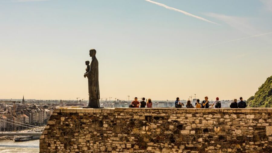 Budapest: Private Custom Tour with a Local – Icons & Gems - What the host advice is good for (beyond the tour)