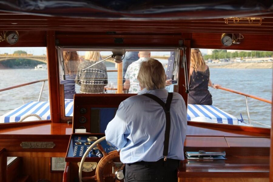 Budapest: Private Danube Yacht Cruise with Welcome Drink - A Private Danube Yacht Cruise With a Welcome Drink