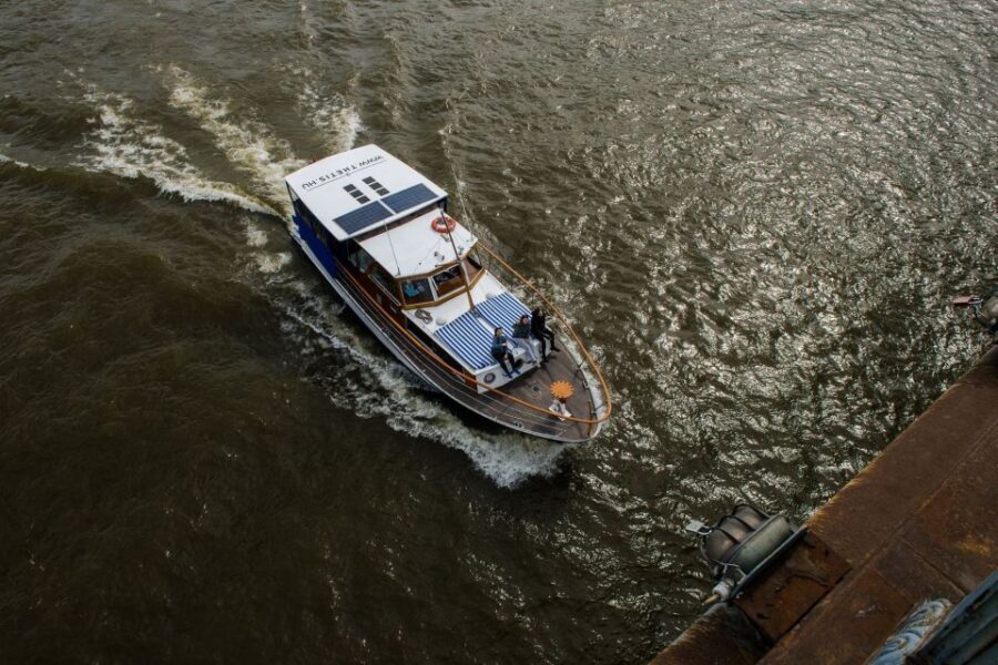 Budapest: Private Danube Yacht Cruise with Welcome Drink - The Route: Margaret Island, Gellért Hill, and the Best Danube View