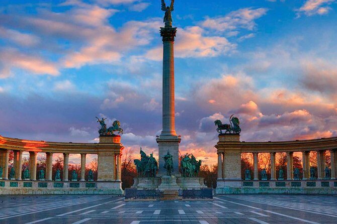 Budapest Private Full Day City Tour with a comfortable air -conditioned car - Markets, synagogues, and baths: the everyday Budapest you want