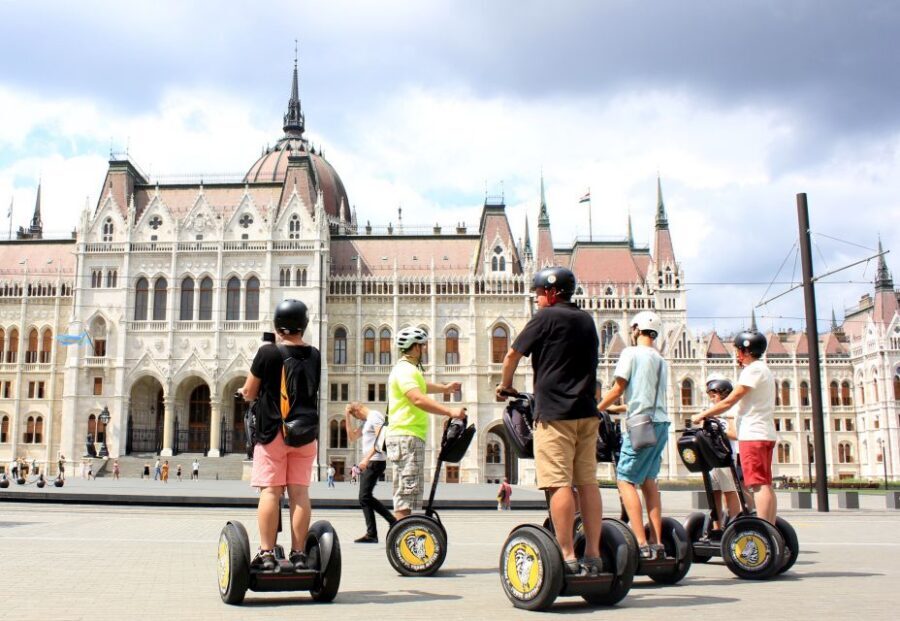 Budapest: Private Guided Segway Tour - Vajdahunyad Castle and City Park: A Memorable Late-Tour Stroll Feeling