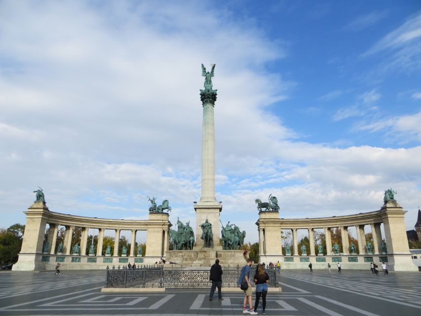 Budapest: Private Luxury Sightseeing Tour - Why This Private Luxury Route Beats the Hop-On Bus