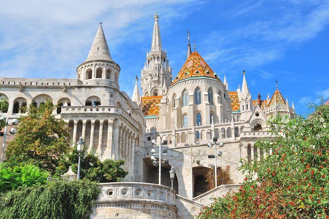 Budapest Private Luxury Sightseeing Tour with Guide and Transport - Gellért Hill: Panoramas That Tie the Whole Day Together