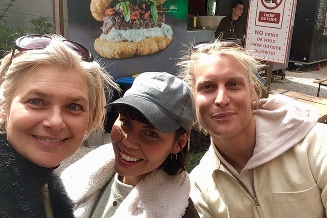 Budapest private sightseeing with Nelli & her local guides - A Realistic Flow for Your Day: Walking, Transit, and Smart Stops