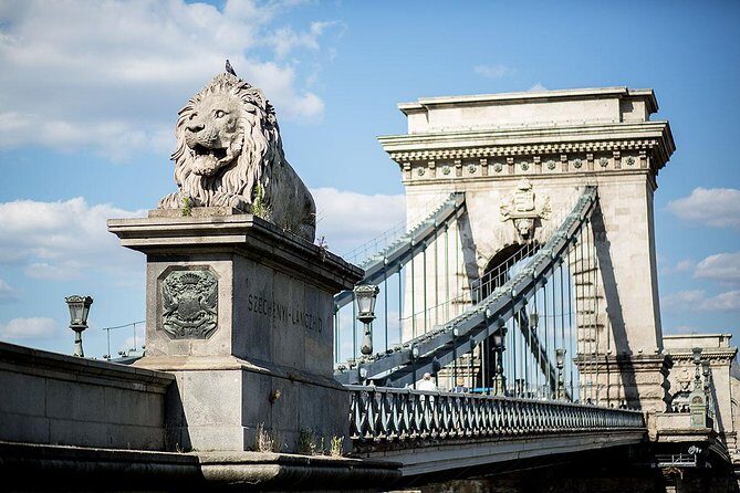 Budapest Private Transfer Airport, Hotel and Cruise Port - Timing in Budapest: planning for traffic without losing your mind