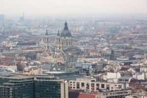 Budapest Private Transfer Airport, Hotel and Cruise Port - Door-to-door pickup and drop-off: port, hotel, or airport